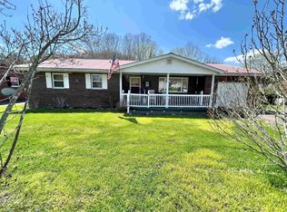 60 Garrett Dr, Wayne, WV 25570
