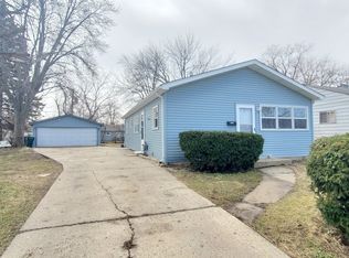 1325 Judge Pl, Waukegan, IL