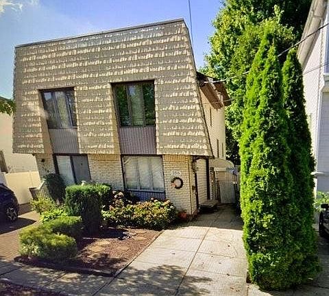 2nd image of 106 Vincent Ave