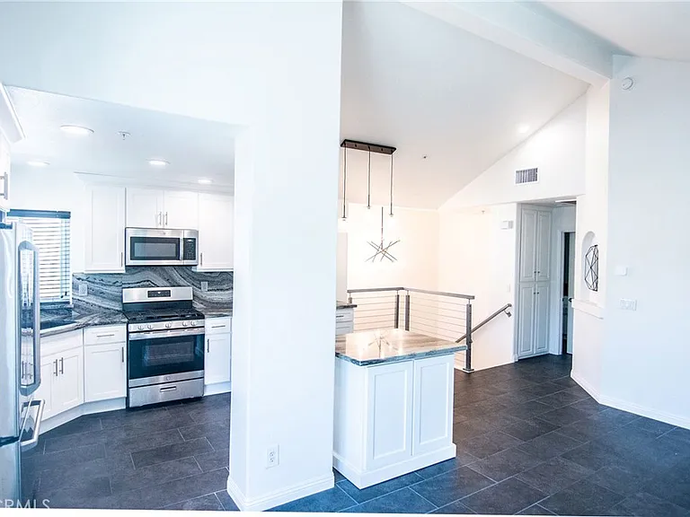 8585 Moody St — Photo 18