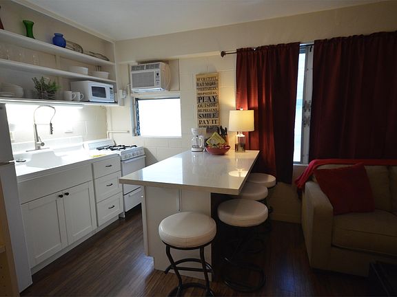 3rd image of 235 Liliuokalani Ave APT 234