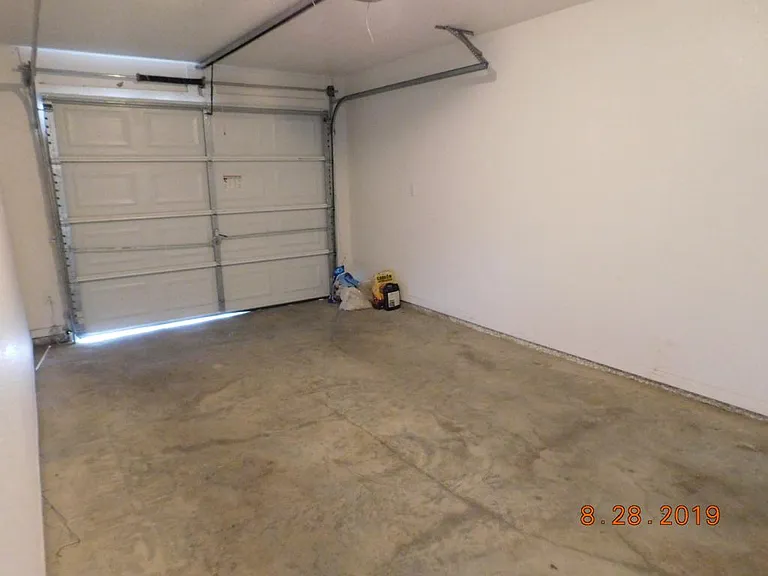 1202 Cavalry Ln #B — Photo 28