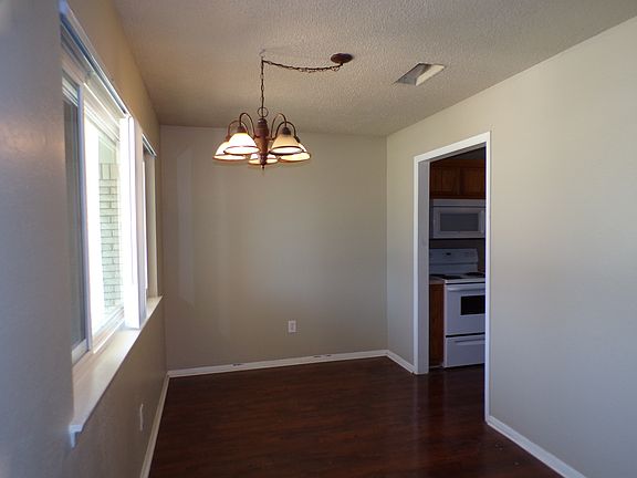 2nd image of 313 Highland Dr