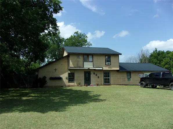 909 E Park St, Tecumseh, OK 74873