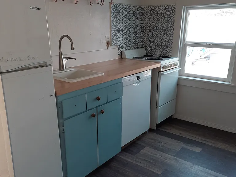 413 Lake St #2 — Photo 12