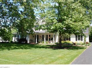 305 Simon Rd, Hudson, OH 44236