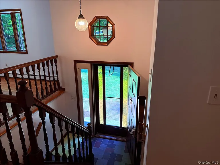 126 Carter Rd — Photo 2