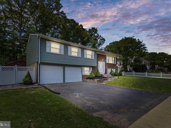 5557 Neddleton Ave, Woodbridge, VA 22193