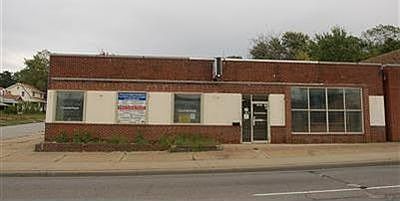 1st image of 2303 South Ave