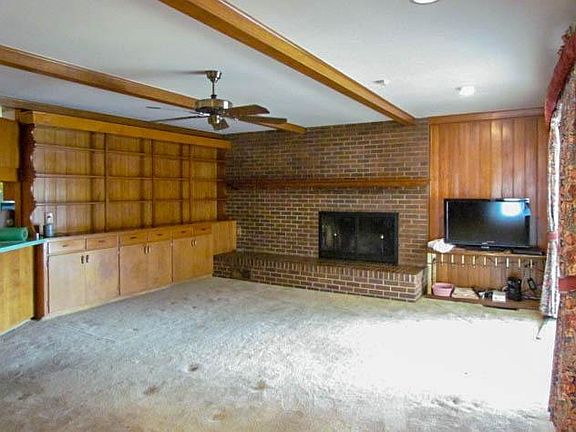 3rd image of 3204 43rd St