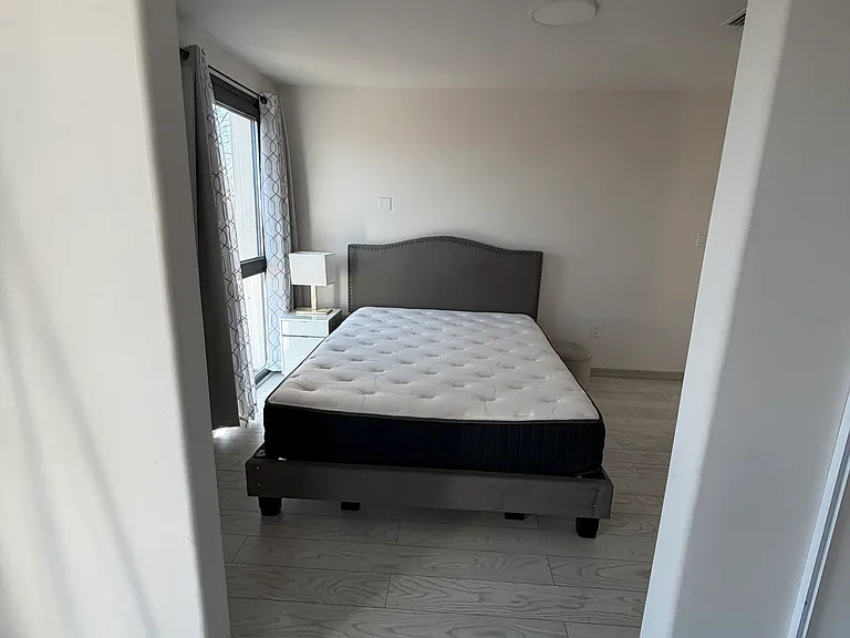 1409 E M Franklin Ave #B — Photo 4