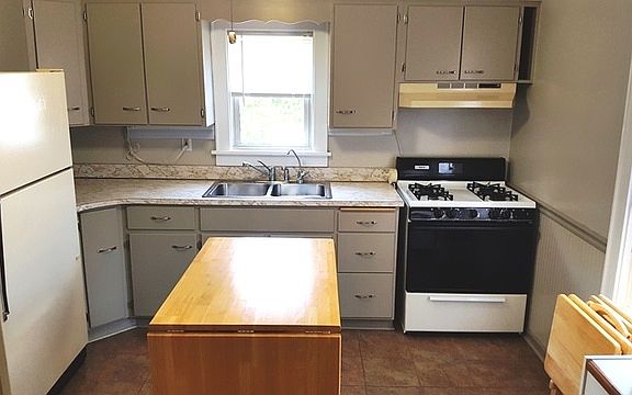 4th image of 246 Tonti St