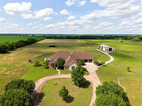 2300 Berend Rd, Pilot Point, TX 76258