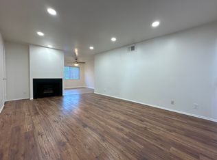 4727 Kester Ave #103, Sherman Oaks, CA 91403