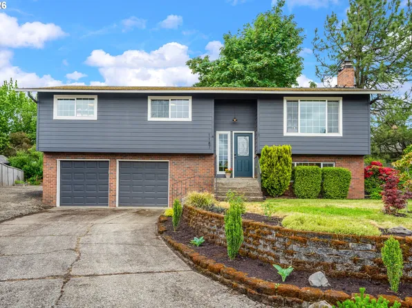 1187 Netzel St, Oregon City, OR 97045