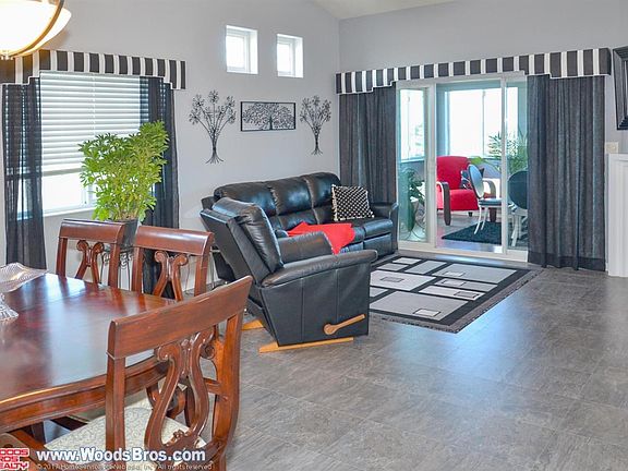 4th image of 8447 S Tularosa Ct