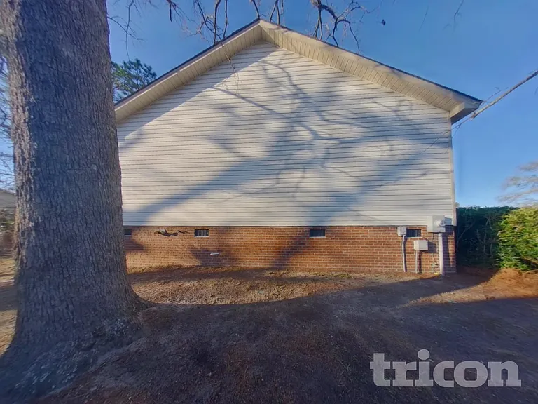 173 Burma Rd — Photo 19