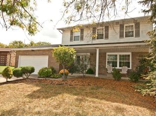 5912 Lake Circle Dr, Fairfield, OH