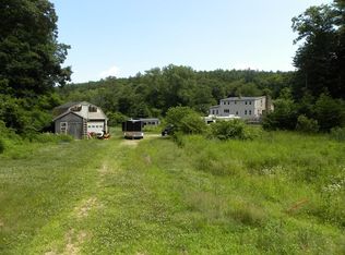 180 Sandersdale Rd, Charlton, MA 01507