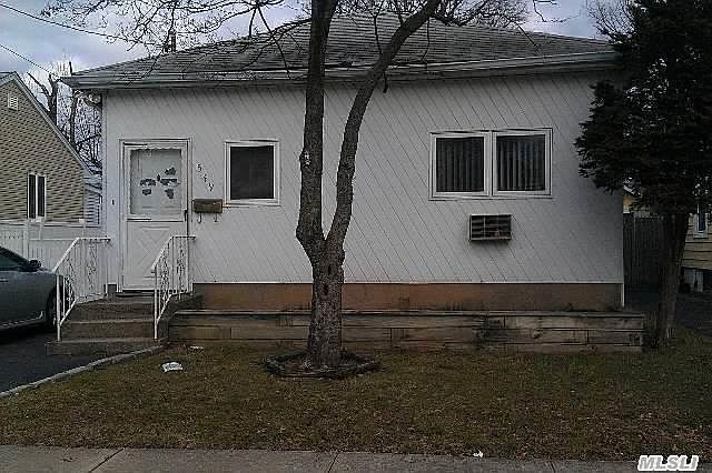 1st image of 549 Wadleigh Ave