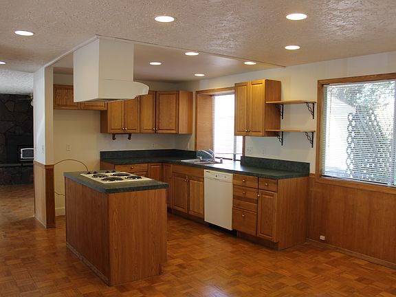 2nd image of 10807 NW 30th Ave