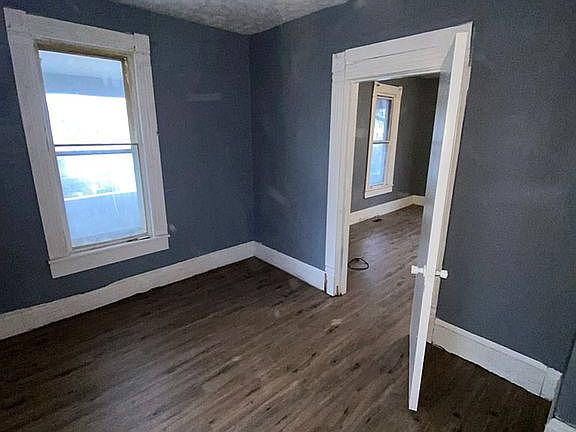 5th image of 342 N Adams St