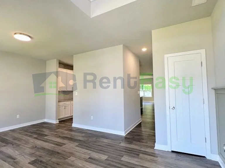 3829 Longhill Arch — Photo 2