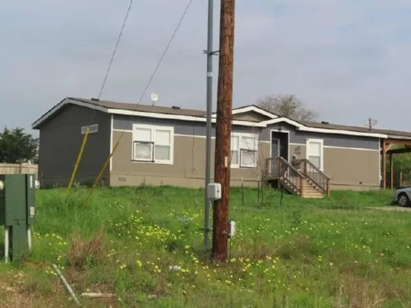 148 Alameda Dr, Cedar Creek, TX 78612