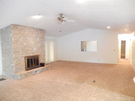 3rd image of 2014 S Berkley Ct
