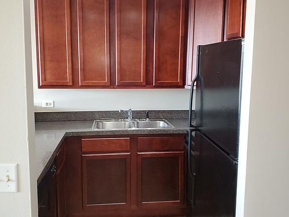 5th image of 5950 Oakwood Dr APT 4G