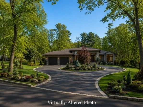 64 Magnolia Cir, Longmeadow, MA 01106