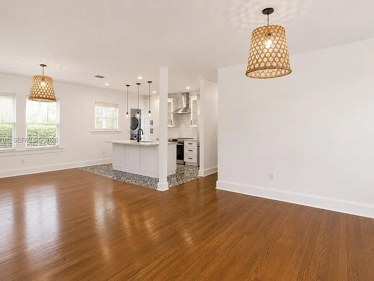 2272 SW 11th Ter — Photo 5