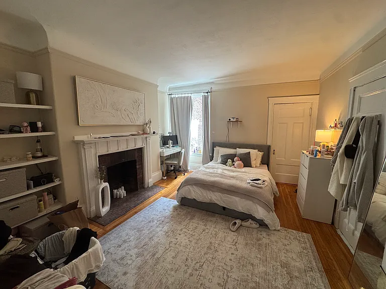 479 Beacon St — Photo 4