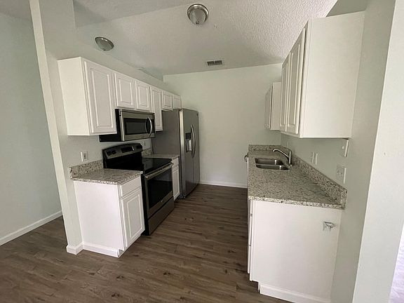 2nd image of 280 Williams Ave