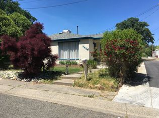 3034 Sacramento St, Redding, CA 96001