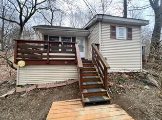 54 Sterling Rd #5, Greenwood Lake, NY 10925