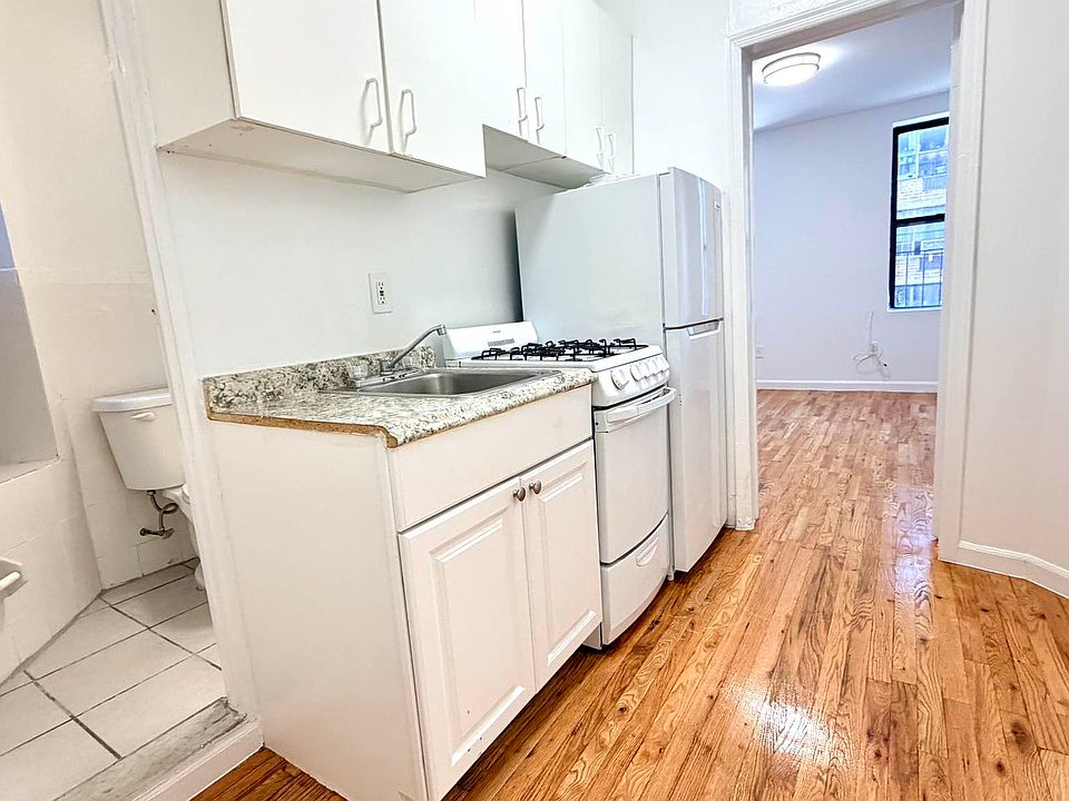 1st image of 640 E 14th St APT 12