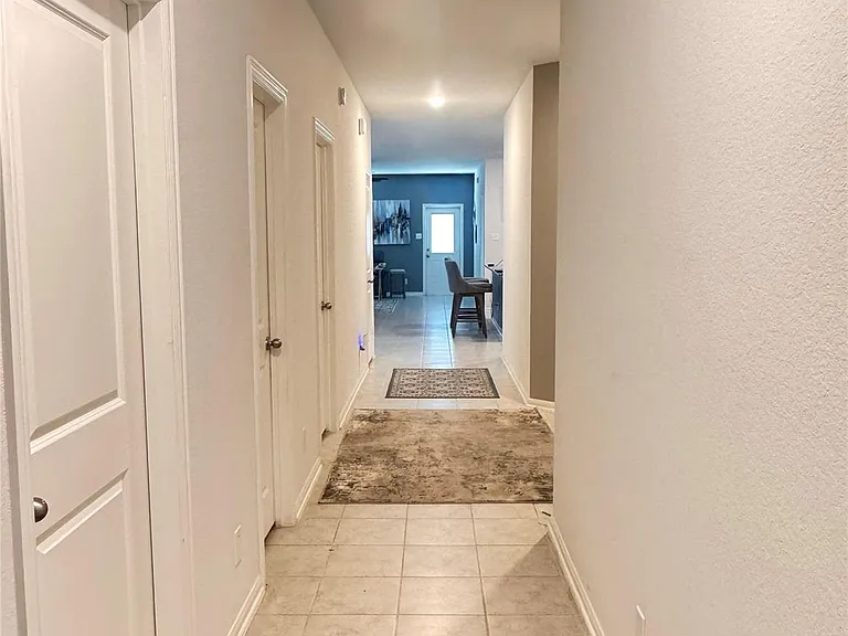 14211 Alberta Spruce Ln — Photo 5