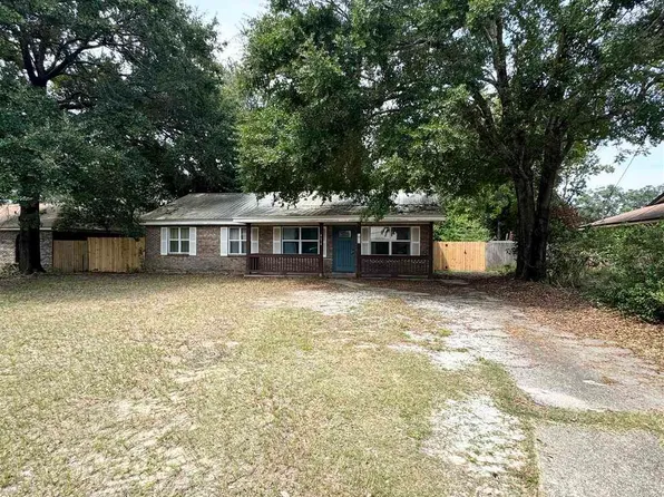 4674 Geneva Dr, Pensacola, FL 32526