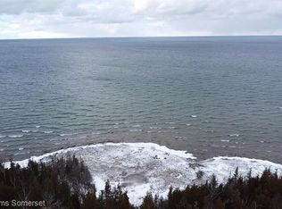 11008 Raven Dr, Ocqueoc, MI 49759