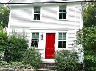 13 Colton St, Farmington, CT 06032