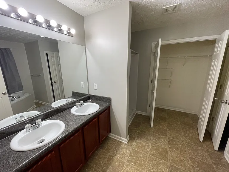 Shoals Place Trl — Photo 15