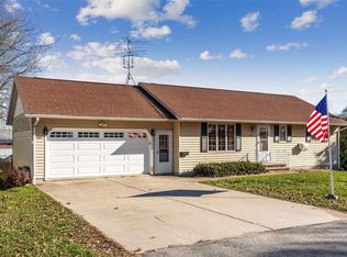 511 9th Ave, Clarence, IA 52216