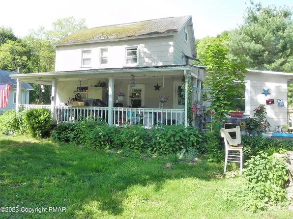 349 Marshalls Creek Rd, East Stroudsburg, PA 18302