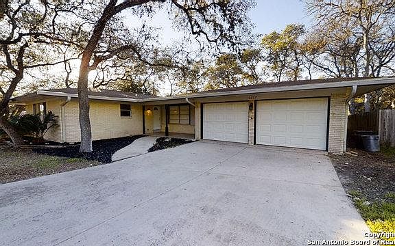 2nd image of 10707 Auldine Dr