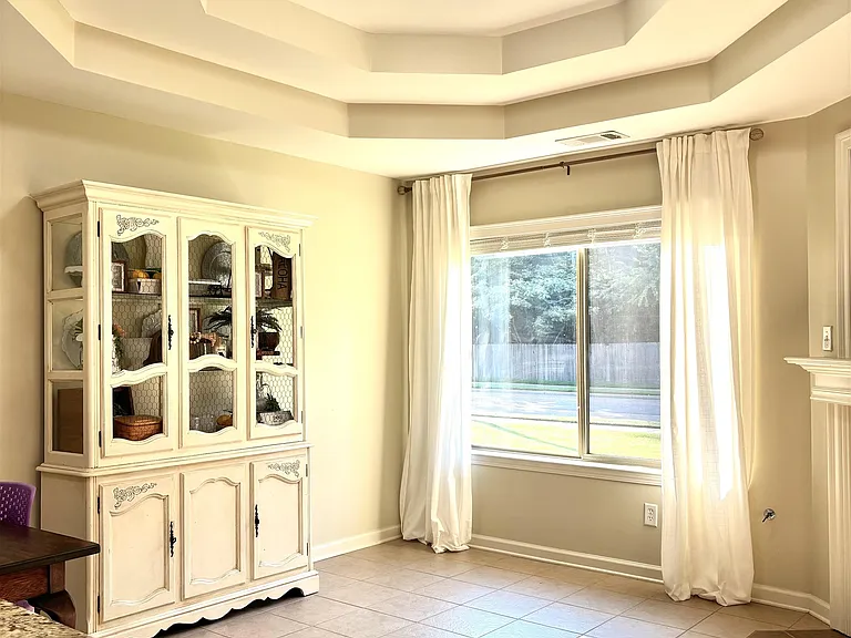 6399 William Hill Dr — Photo 16