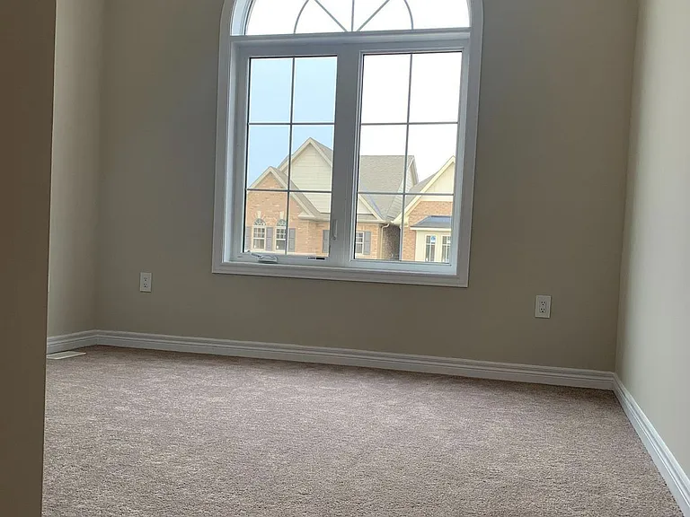 140 Finegan Cir — Photo 10
