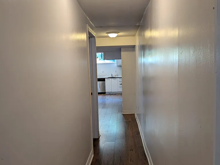 61 Darlingside Dr — Photo 14