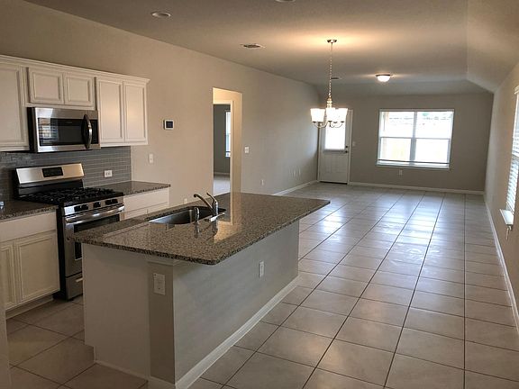 5th image of 3110 Crystal Bend Dr