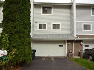 789 Highview Ct, Antioch, IL